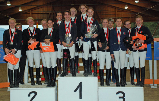 SM Mannschaft: von links nach rechts: Team Kategorie A Egnach Bodensee (Silber), Team Lorze (Gold) und Kerns Pegasus (Bronze).